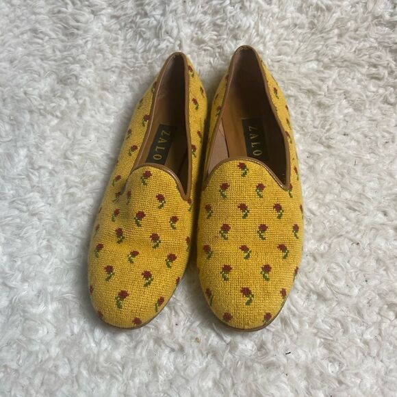 Zalo Vintage Zalo Yellow & Red Rose Needlepoint sleep on  Flats size 10 - Picture 3 of 13